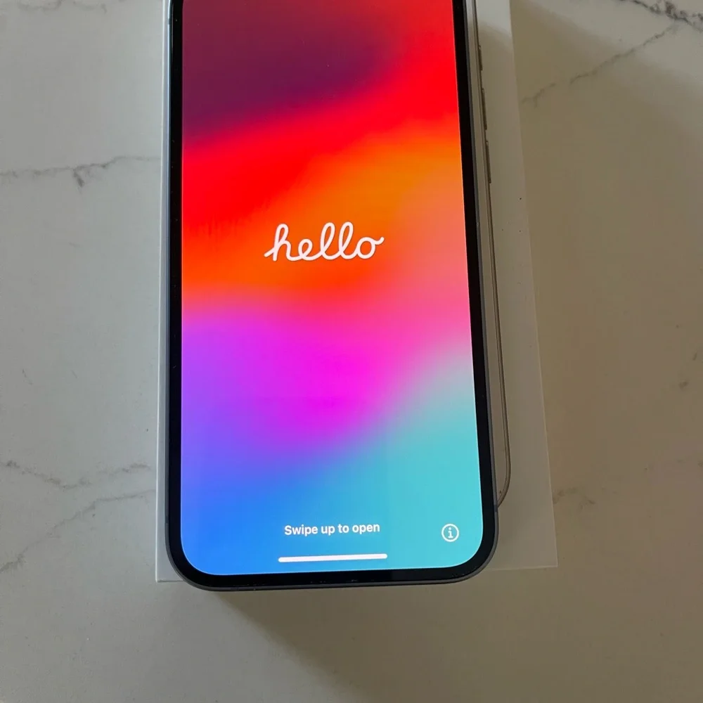 Apple iPhone - Sleek White